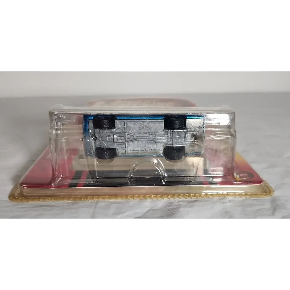 Johnny Lightning '70 Dodge Super Bee R14 Limited Edition With Blue Wheels New